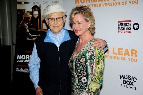 Norman Lear poses a picture with Lyn Davis.